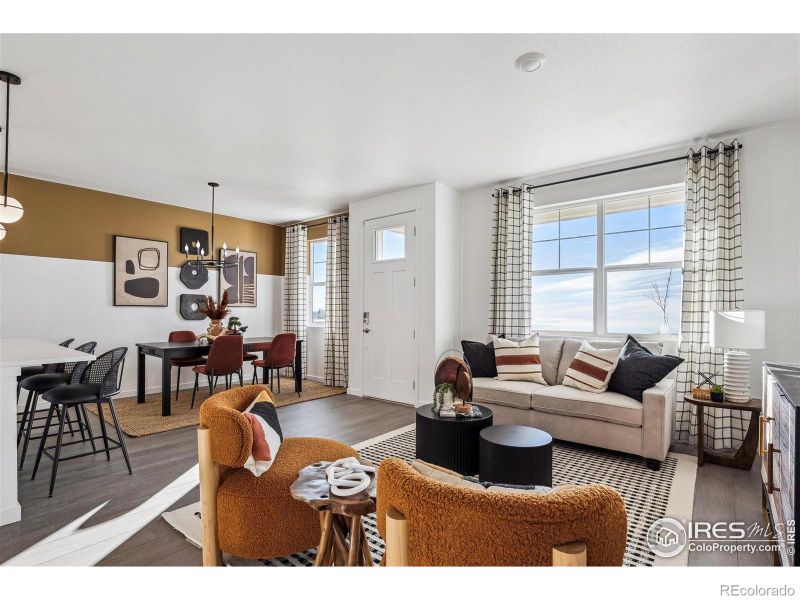 932 Logan Peak Way, Berthoud, CO 80513