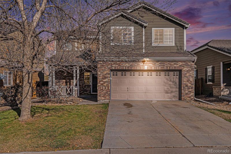 7432 S Nucla St, Aurora, CO 80016