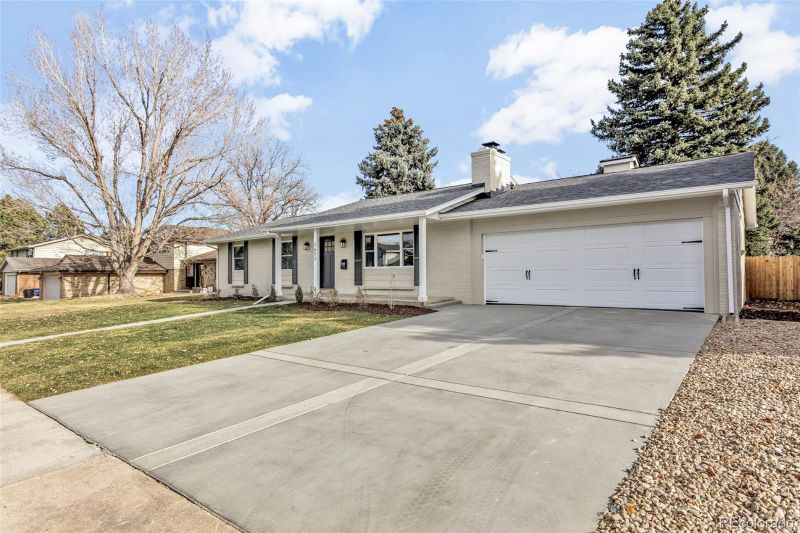 7652 S Gallup Ct, Littleton, CO 80120