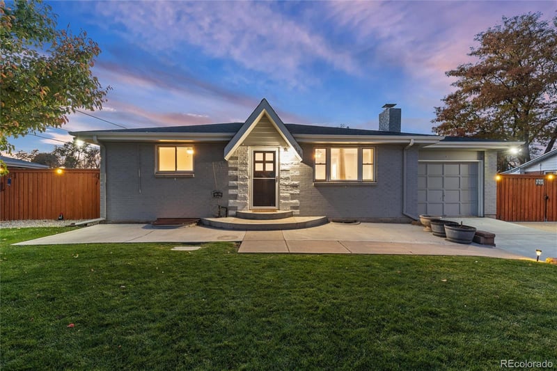 8431 De Soto Dr, Denver, CO 80229