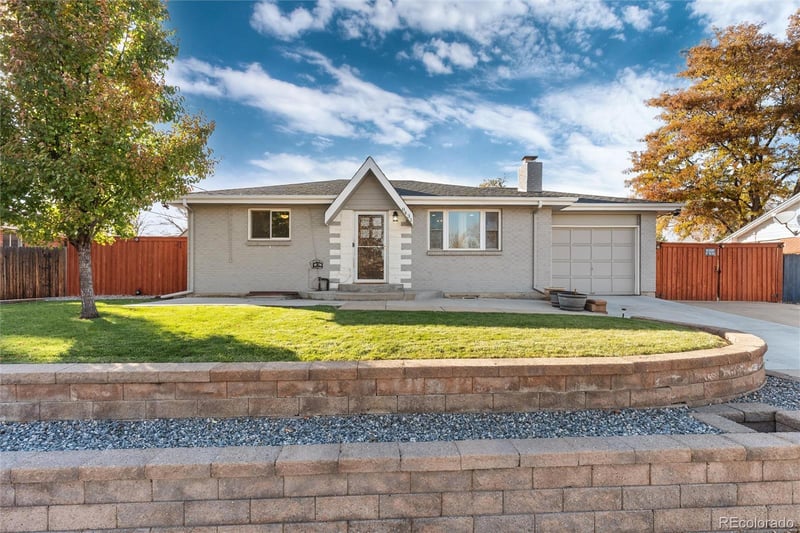 8431 De Soto Dr, Denver, CO 80229