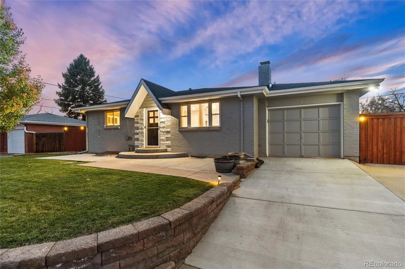 8431 De Soto Dr, Denver, CO 80229