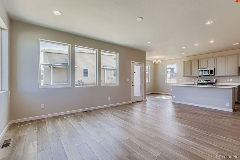 17382 E 91st Ave, Commerce City, CO 80022