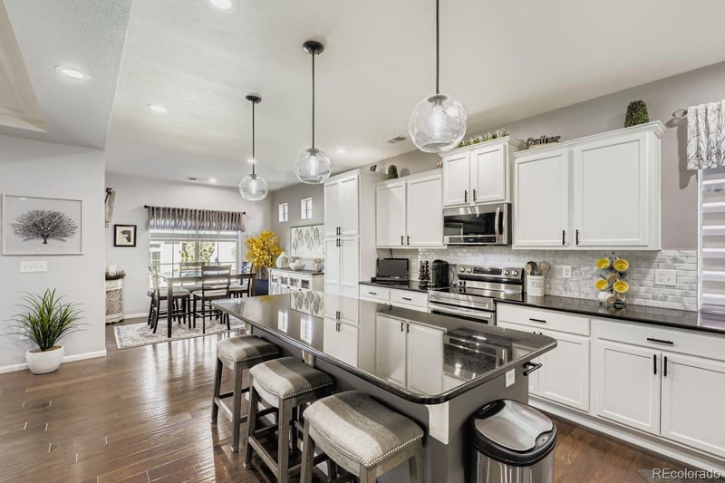 19601 E 53rd Ave, Denver, CO 80249