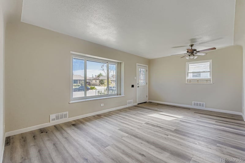3571 Pontiac St, Denver, CO 80207