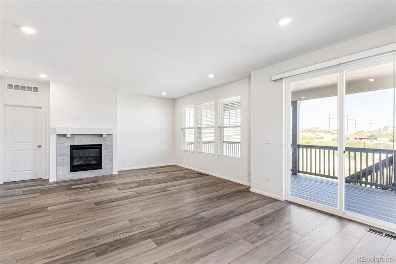 2098 Peachleaf Loop, Castle Rock, CO 80108