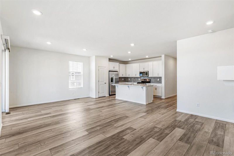 2098 Peachleaf Loop, Castle Rock, CO 80108