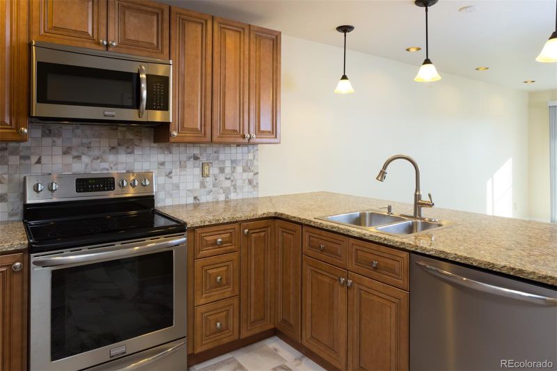 4286 S Salida Way #3, Aurora, CO 80013