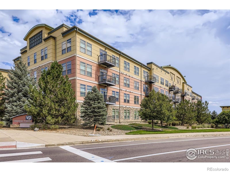 13456 Via Varra #110, Broomfield, CO 80020