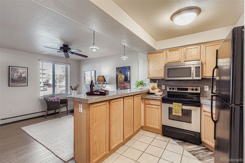 1833 N Williams St #206, Denver, CO 80218