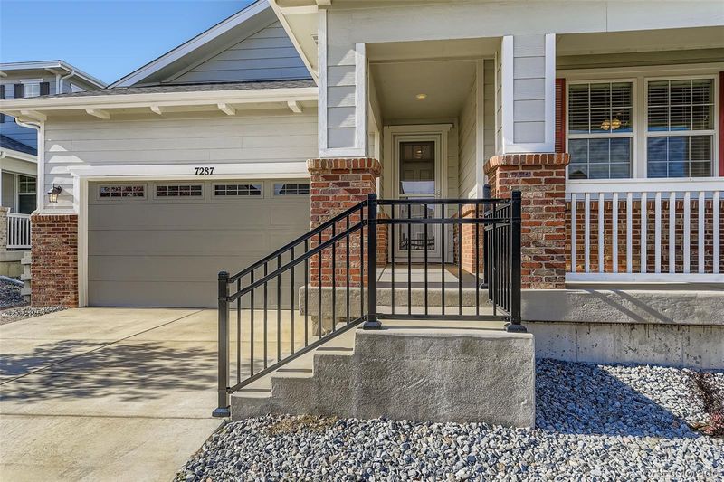 7287 S White Crow Way, Aurora, CO 80016