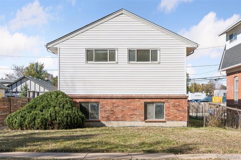 2457 S Lincoln St, Denver, CO 80210