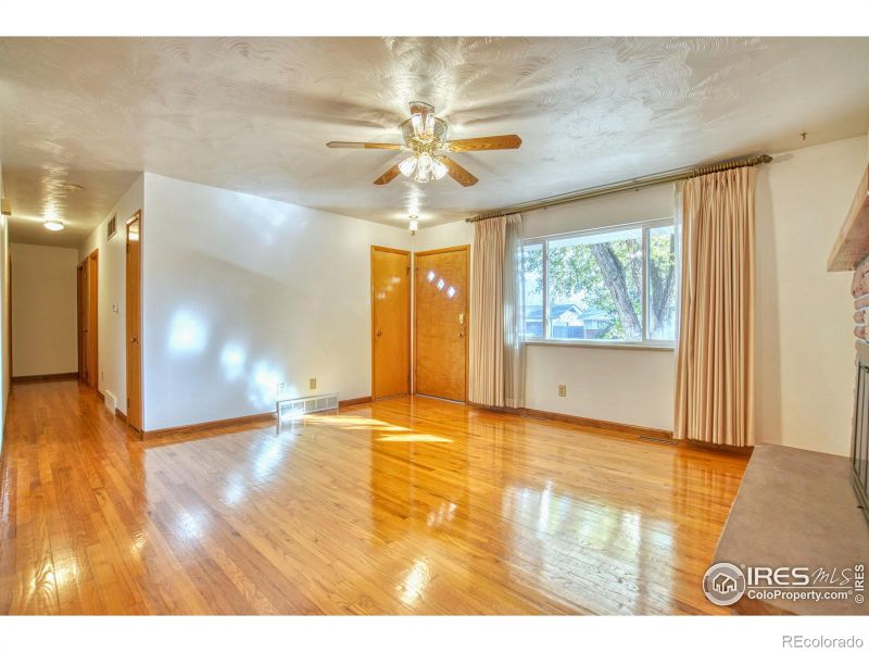 1139 Spencer St, Longmont, CO 80501