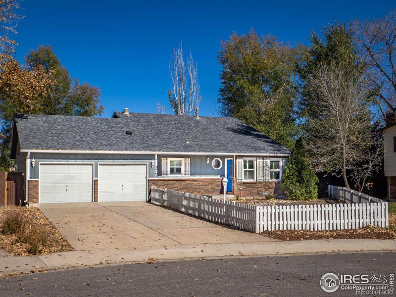 3268 Mcintosh Ct, Loveland, CO 80538