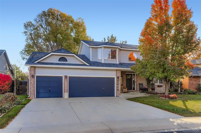 2424 Maplewood Cir, Longmont, CO 80503