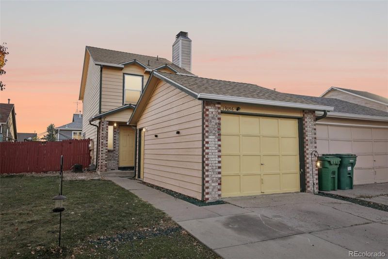 19056 E 16th Pl, Aurora, CO 80011