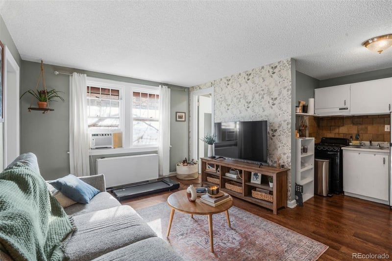 2101 S Josephine St #202, Denver, CO 80210