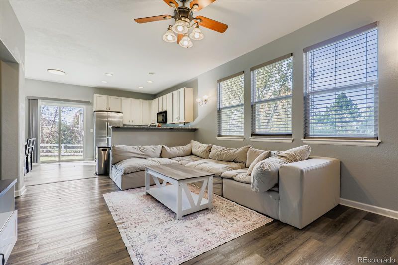 23882 E Alabama Dr, Aurora, CO 80018