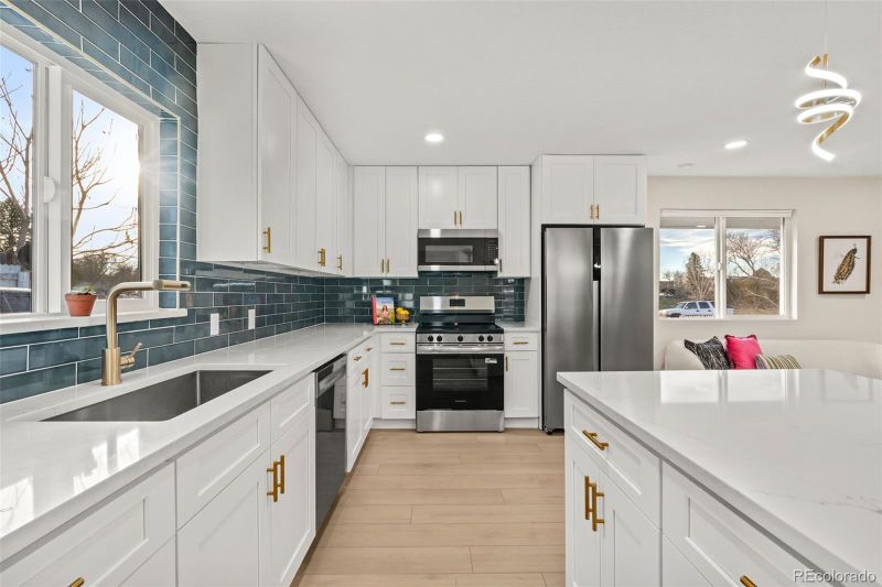1930 Chester St, Aurora, CO 80010