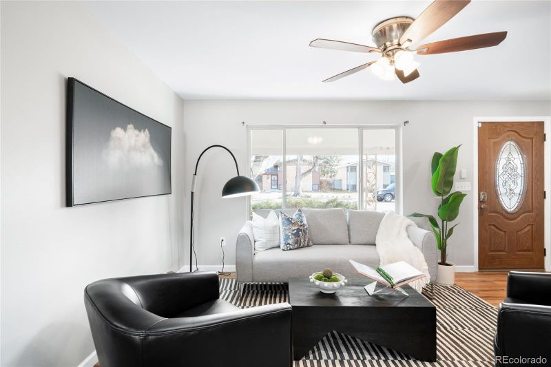 3123 Uvalda St, Aurora, CO 80011