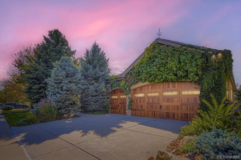 6033 S Eagle St, Centennial, CO 80016
