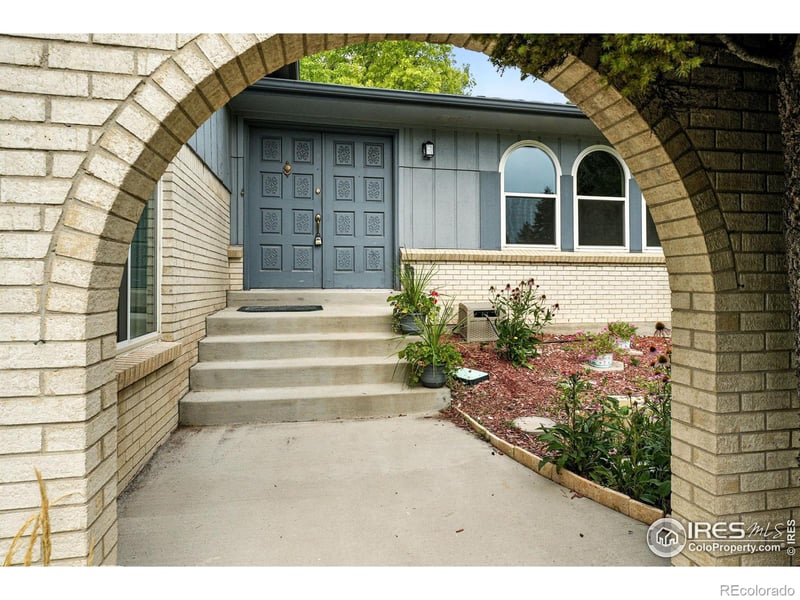 8764 E Radcliff Ave, Denver, CO 80237