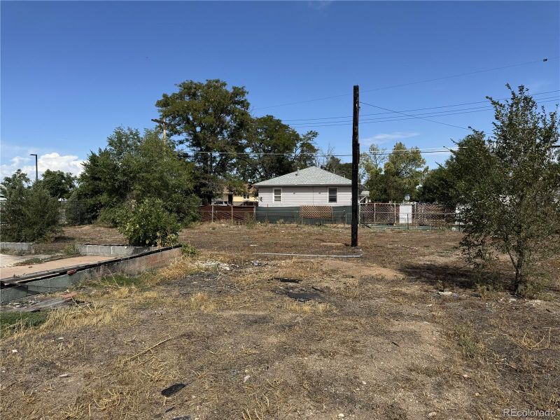 135 E Bromley Ln, Brighton, CO 80601