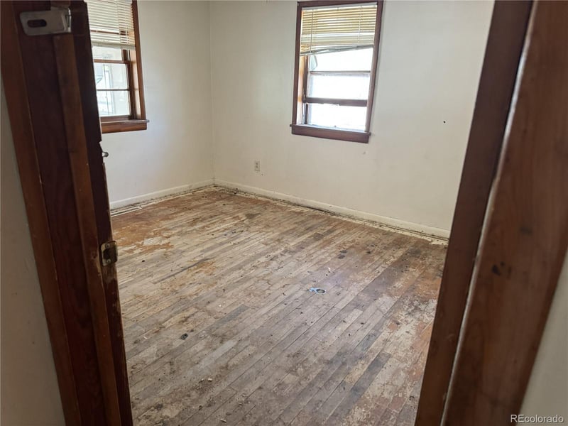 141 E Bromley Ln, Brighton, CO 80601