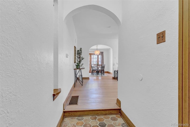 2870 Forest St, Denver, CO 80207
