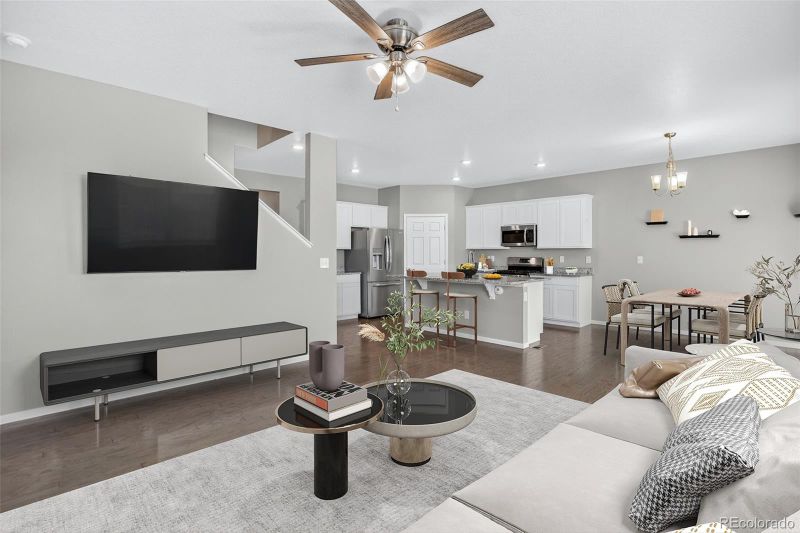 4439 S Valdai Way, Aurora, CO 80015