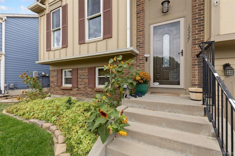 10527 Routt Ln, Broomfield, CO 80021