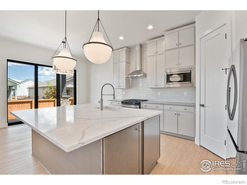 164 Boxwood Dr, Windsor, CO 80550
