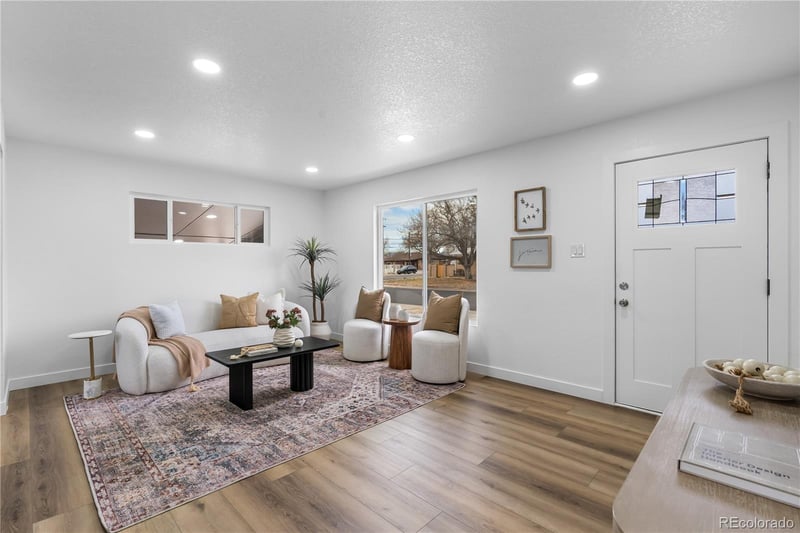 7210 Alan Dr, Denver, CO 80221