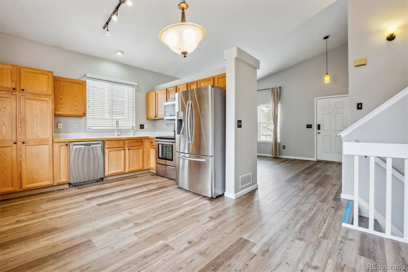 9773 Saybrook St, Highlands Ranch, CO 80126