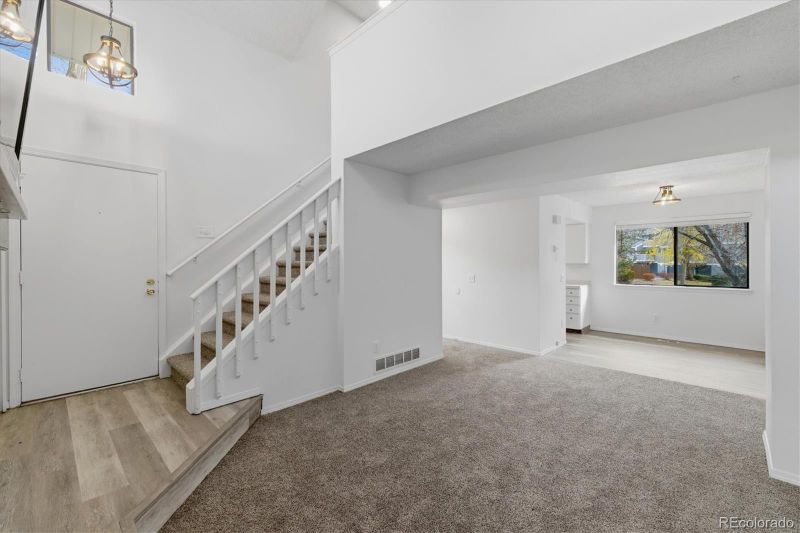 105 S Nome St, Aurora, CO 80012
