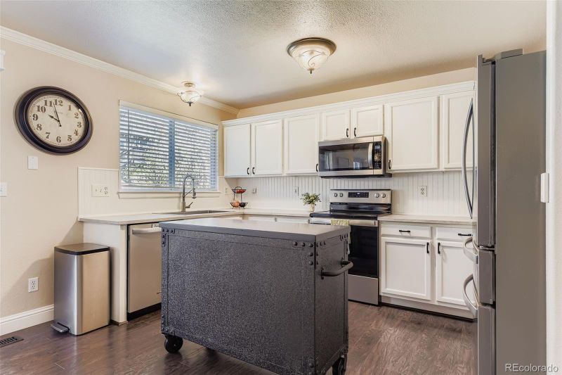 10282 Woodrose Ct, Highlands Ranch, CO 80129