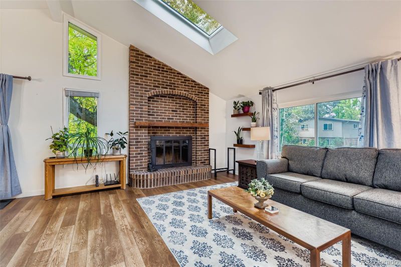 925 Sparta Dr, Lafayette, CO 80026