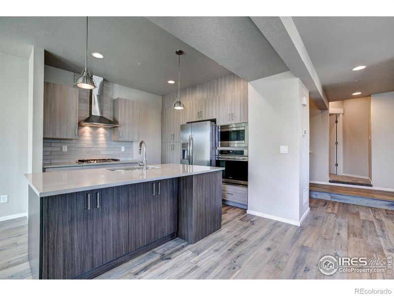 824 Cherokee Dr, Fort Collins, CO 80525