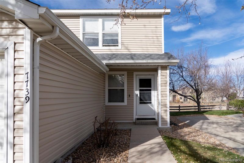7739 S Kalispell Ct, Englewood, CO 80112