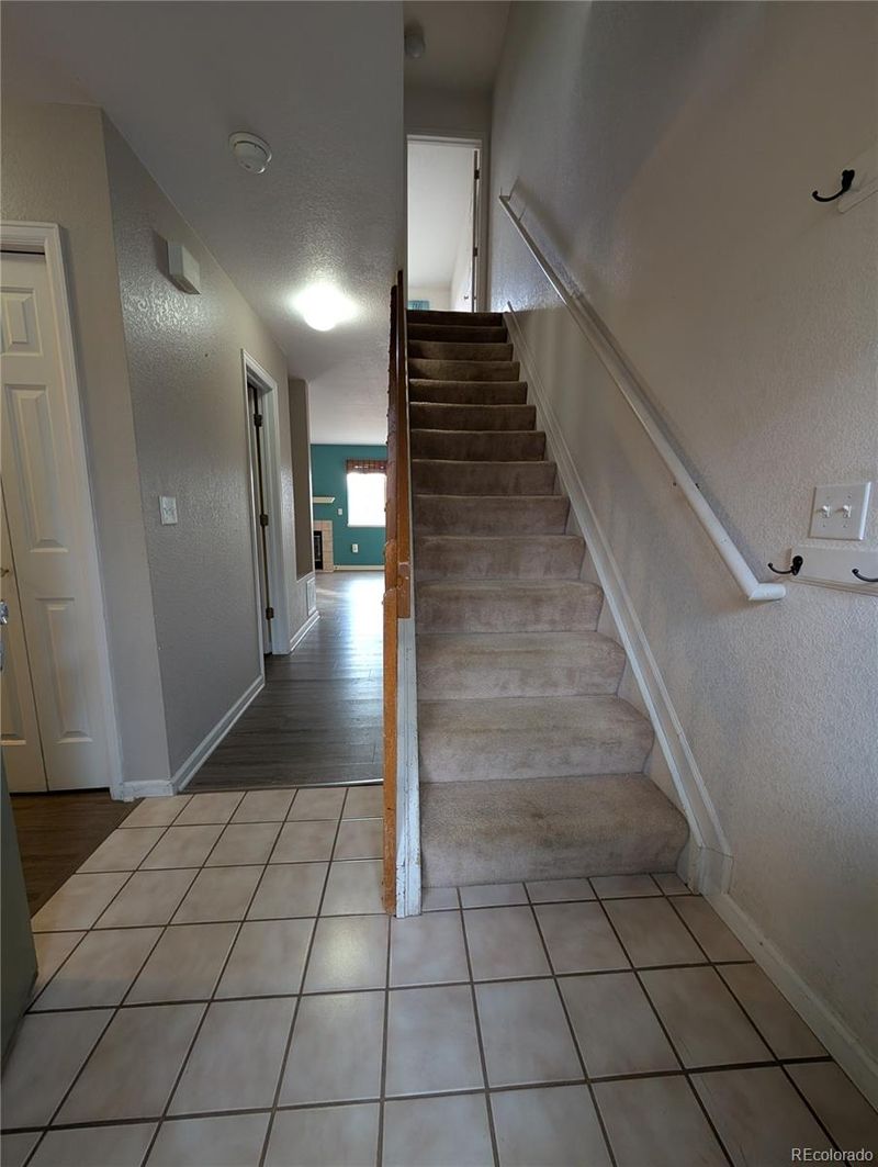 1055 Artemis Cir, Lafayette, CO 80026