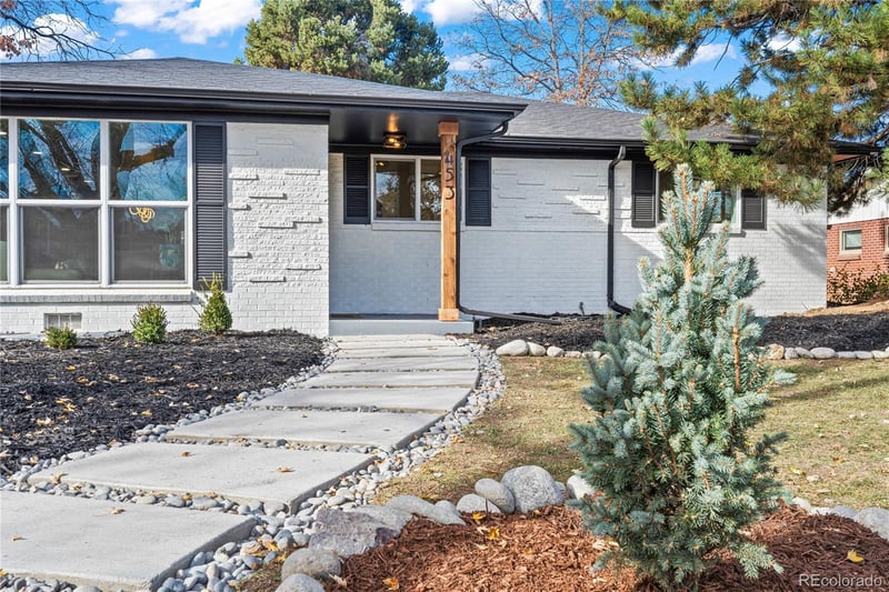 453 S Oneida Way, Denver, CO 80224