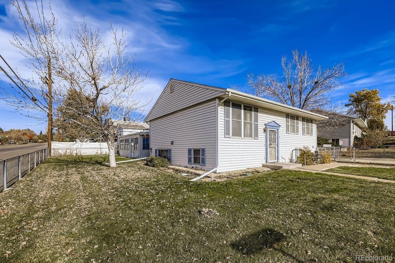 301 W 78th Pl, Denver, CO 80221