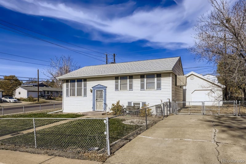301 W 78th Pl, Denver, CO 80221