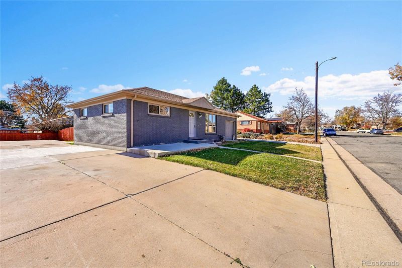 426 E 109th Ave, Northglenn, CO 80233