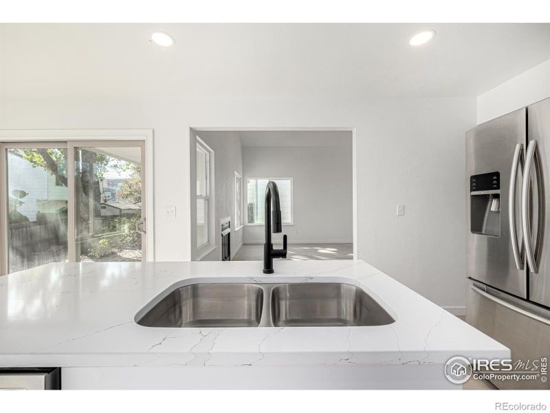 2370 Redwood Ave, Lafayette, CO 80026