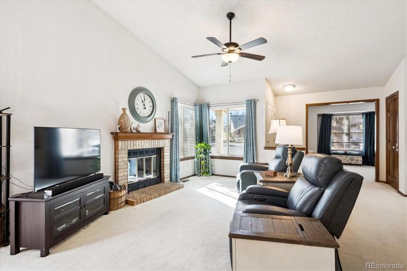 7 Dunbarton Ct, Highlands Ranch, CO 80130