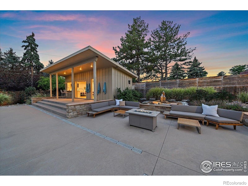 1930 S Newport St, Denver, CO 80224