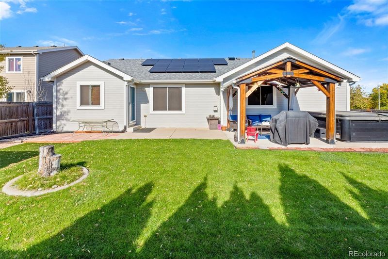 1720 Goldenvue Dr, Johnstown, CO 80534