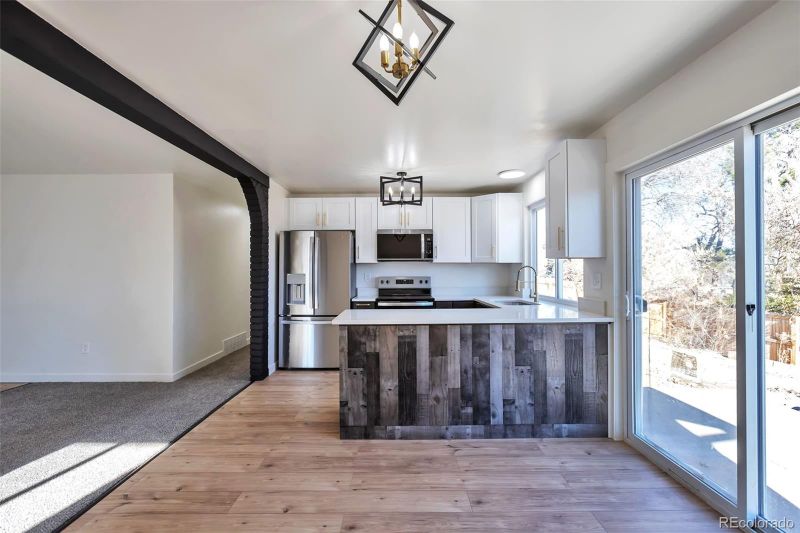 15179 E Columbia Dr, Aurora, CO 80014