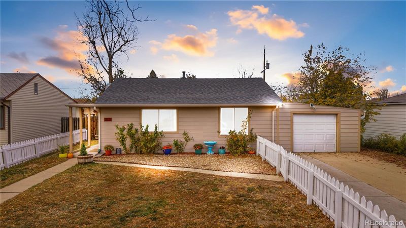 865 Lansing St, Aurora, CO 80010